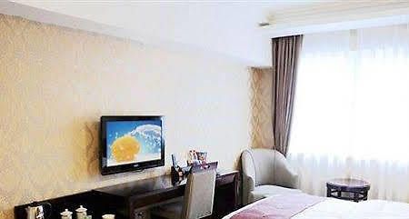 Leshan Golden Taoyuan Hotel Exterior photo
